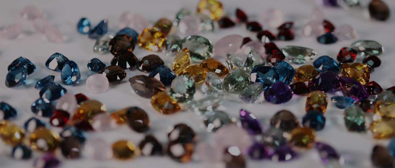 Perfect Engagement Rings: 7 Diamond-Alternative Gemstones