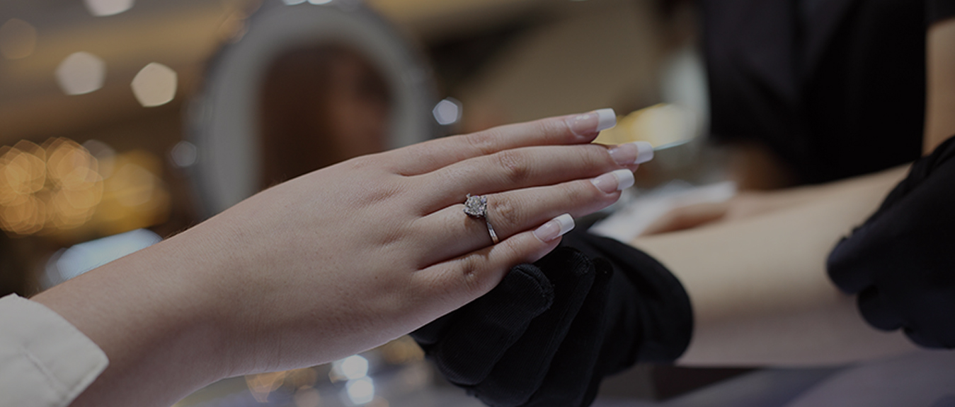Building Trust among Customers: How Jewellery Retailers Can Deliver Diamond Security?