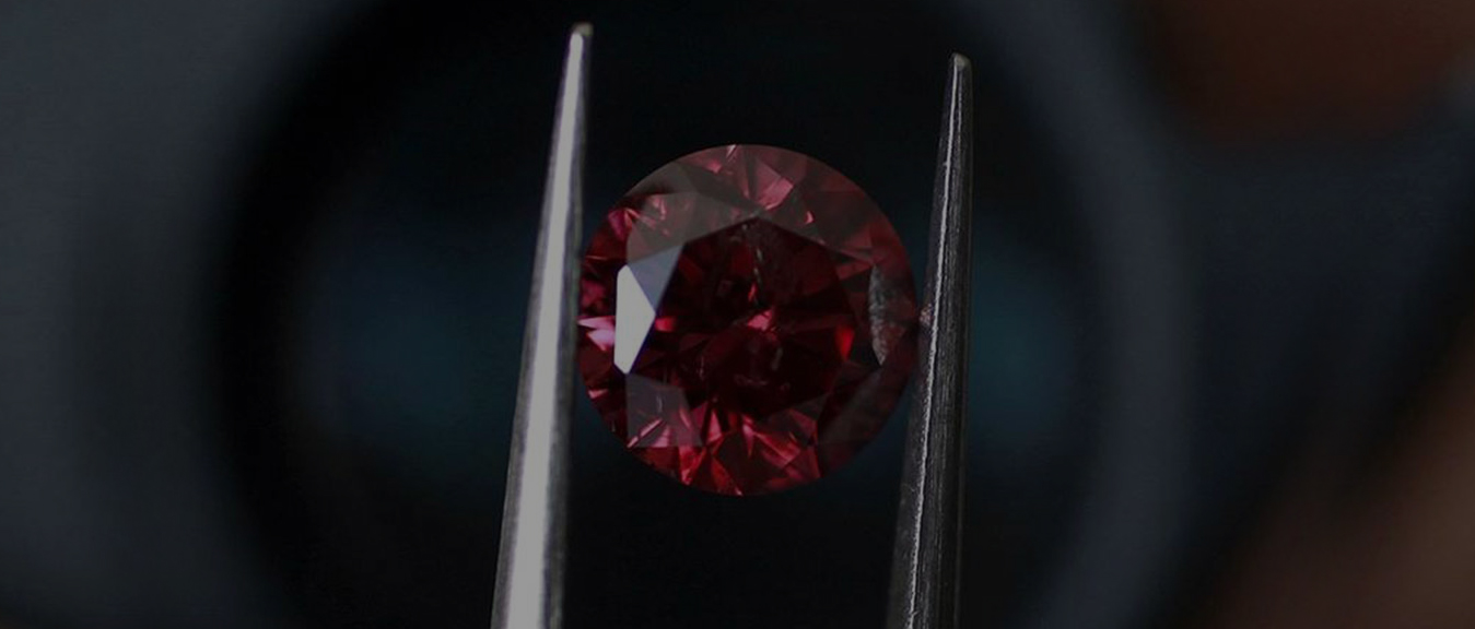 5 Of The Rarest Gemstones On Earth  
